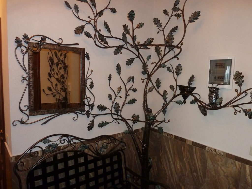 Фотография товара Кованое дерево для прихожей и на стену