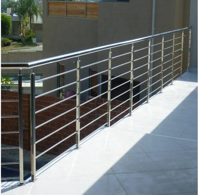 Фотография товара Угловые хромированные перила для балкона