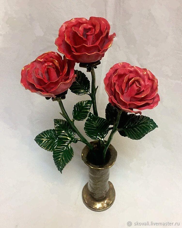Фотография товара Кованые розы в вазе