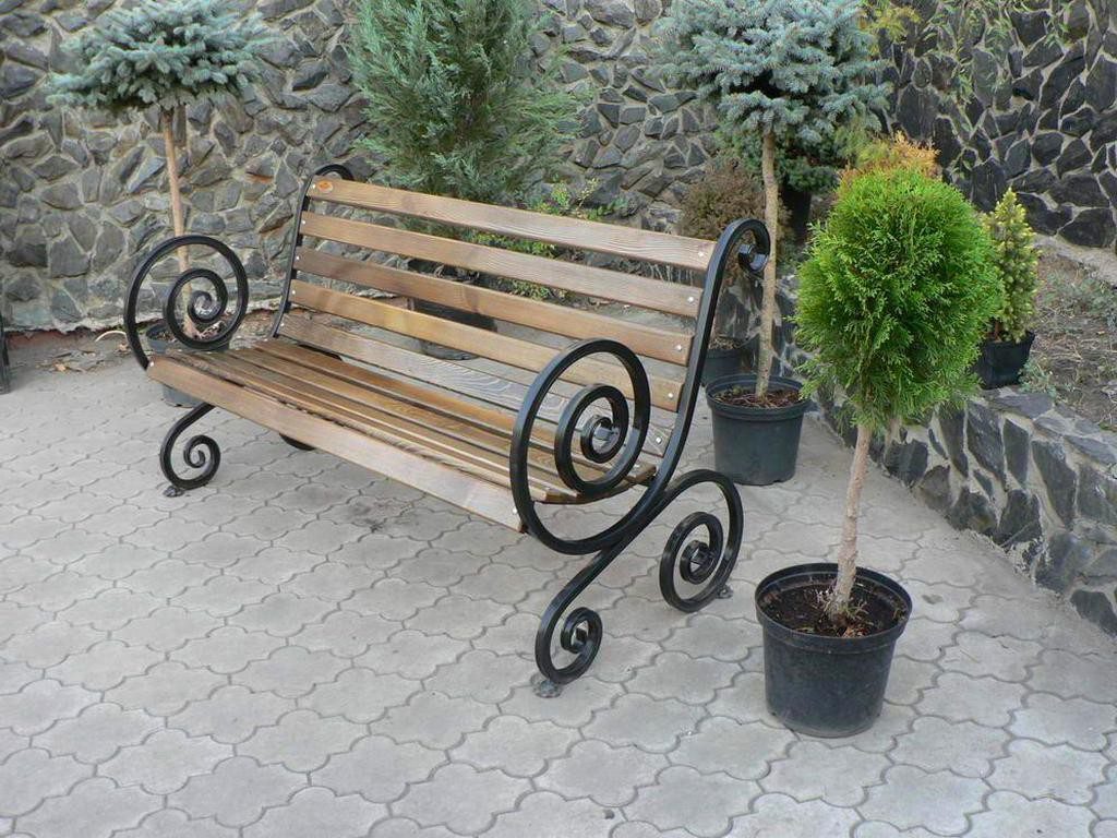 Фотография товара Кованая парковая скамейка со спинкой