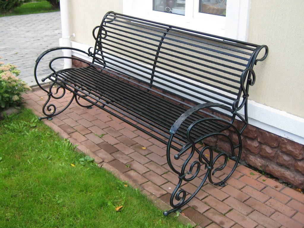 Фотография товара Кованая садовая скамейка с металлическим настилом