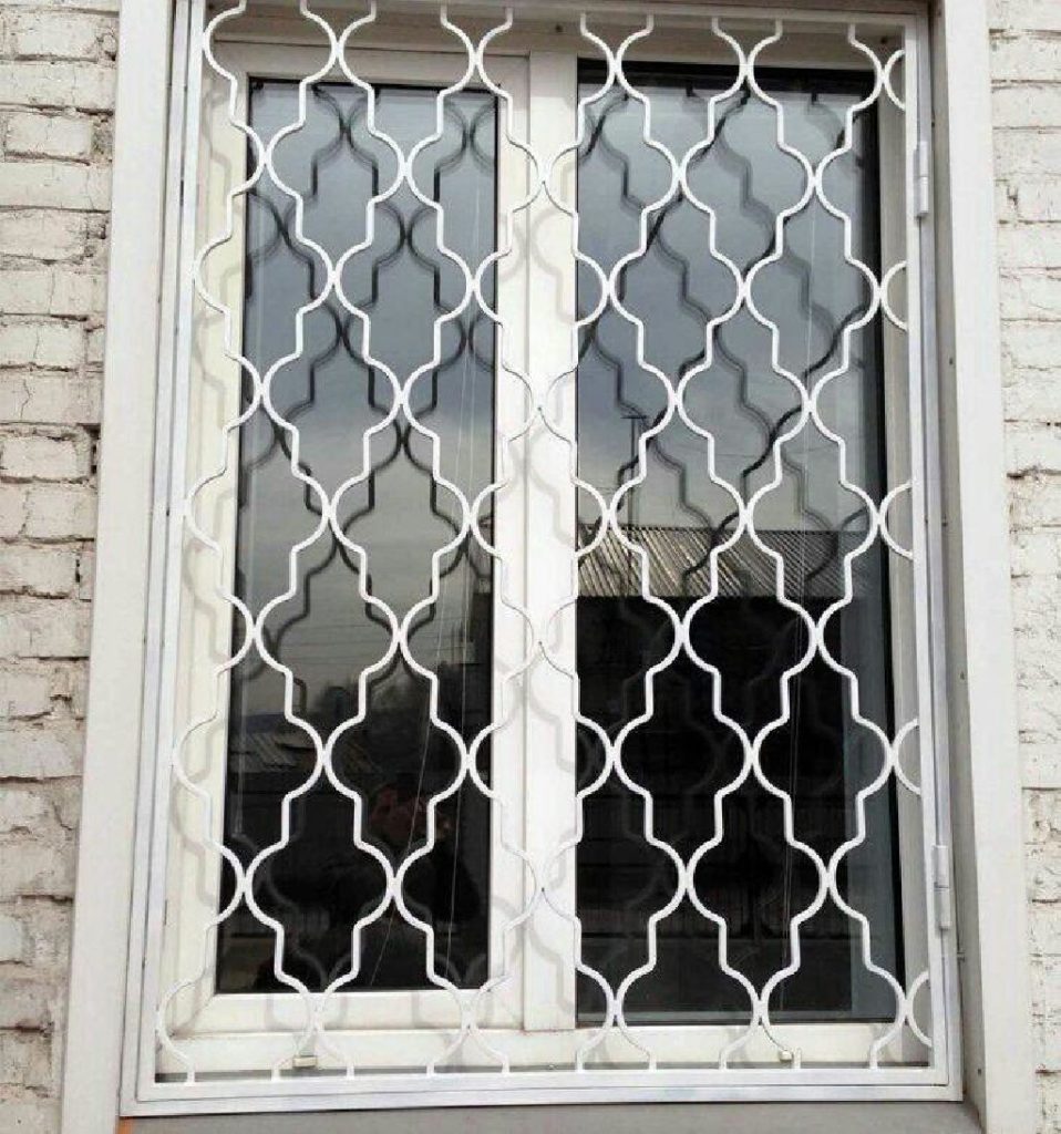 Фотография товара Оконная решетка с узором на окно