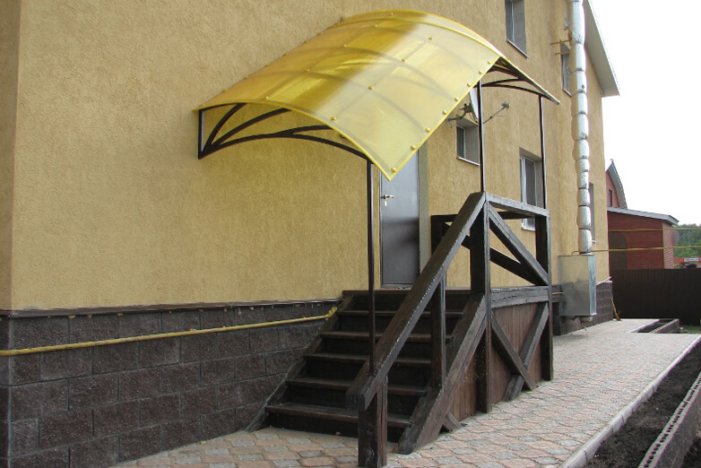 Фотография товара Металлический козырек над крыльцом с покрытием поликарбоната №16