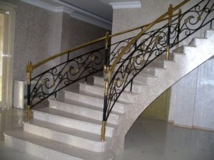 Фотография товара Кованые металлические перила для лестницы на второй этаж дома №56