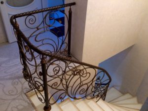 Фотография товара Кованые классические металлические перила для лестницы №82
