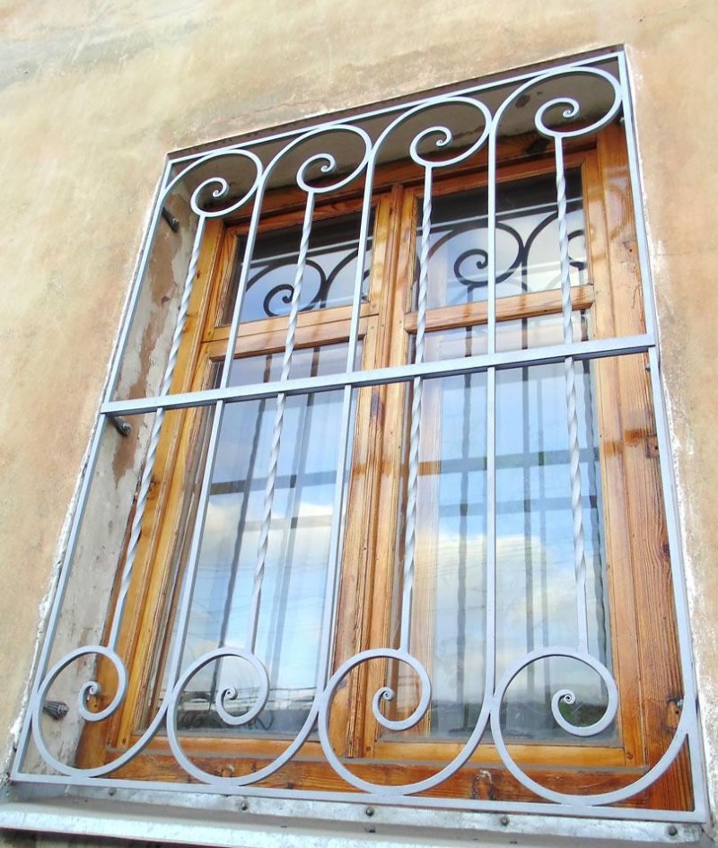 Фотография товара Решетка на окно волна