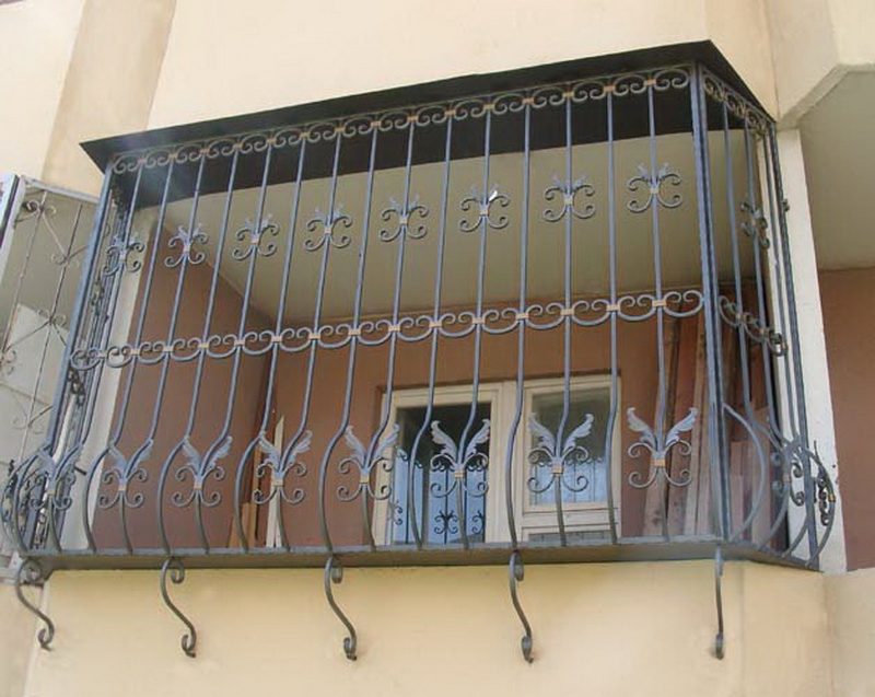Фотография товара Балконная кованая решетка бабочка
