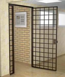 Фотография товара Решетка металлическая на дверь с квадратами