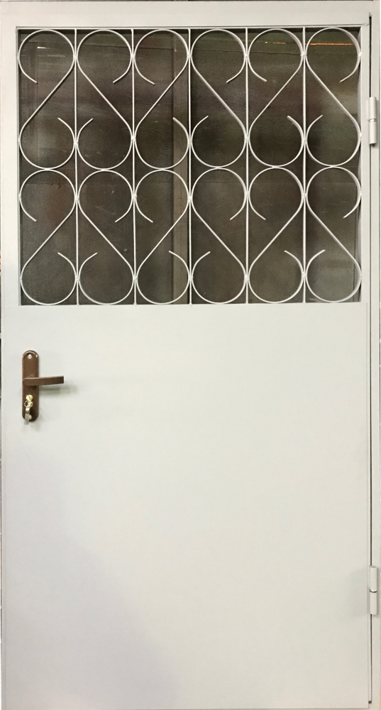 Фотография товара Металлическая решетка на дверь в форме сердец