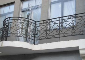 Фотография товара Балкон с узорами кованый