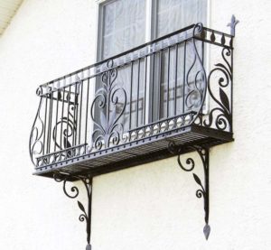 Фотография товара Французский кованый балкон лепестки