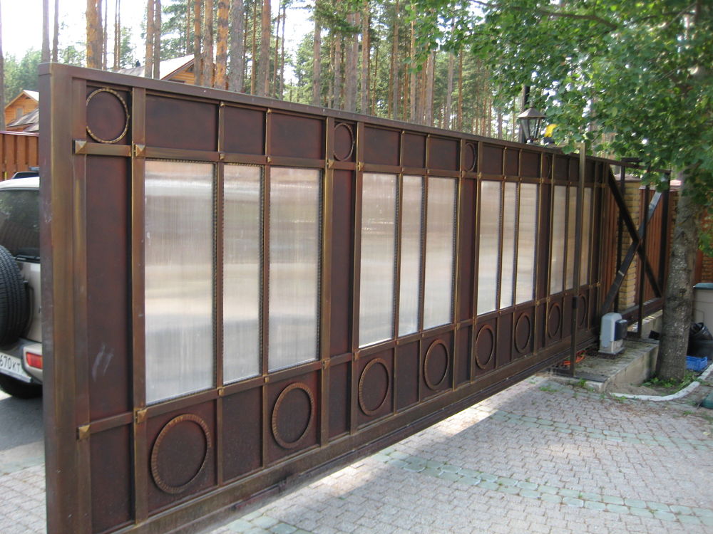 Фотография товара Металлические ворота с окошками из поликарбоната