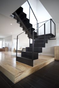 Фотография товара Лестница металлическая серая в стиле ЛОФТ