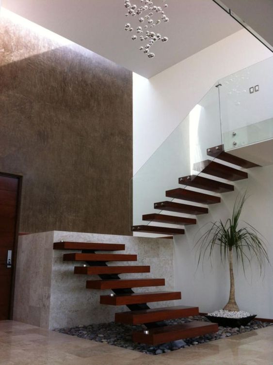 Фотография товара Лестница с площадкой для дома из металла и дерева
